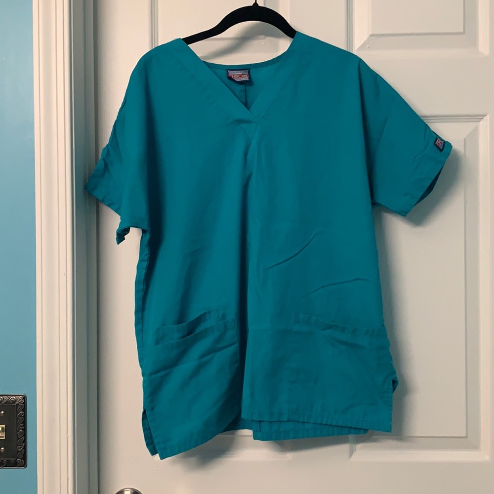 Scrub top
